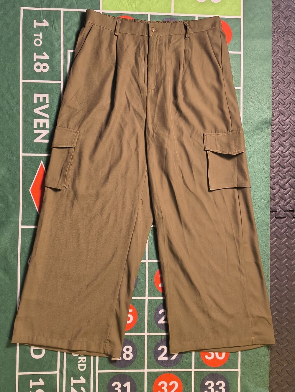 NWT Hayden Los Angeles Ava Hunter Green Wide Leg Cargo Pants Women's 1XL